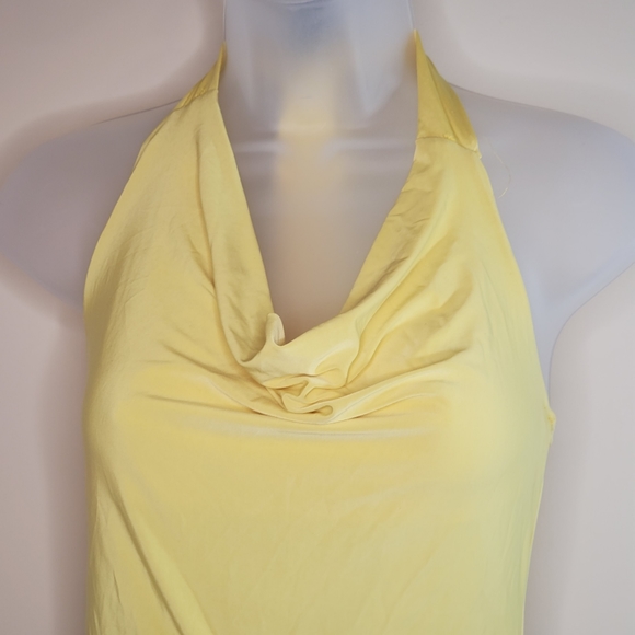 Luv Me More Yellow Funnel Neck Drapped Halter Top Sleeveless Bungee Sides Med Jr - Picture 3 of 5
